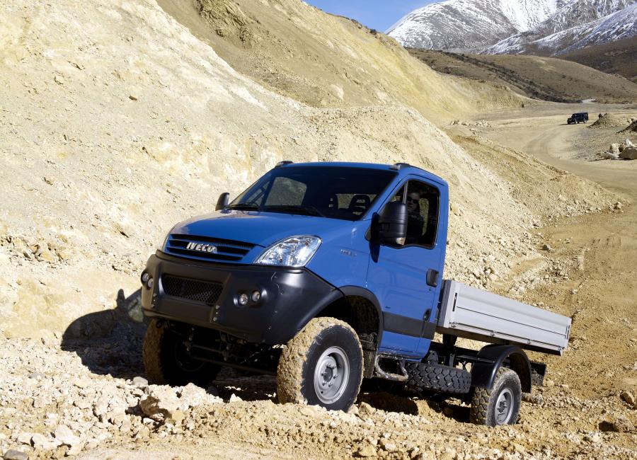  Iveco Daily 4x4 Chassis Cab 2007 года  (фото 1 из 9)